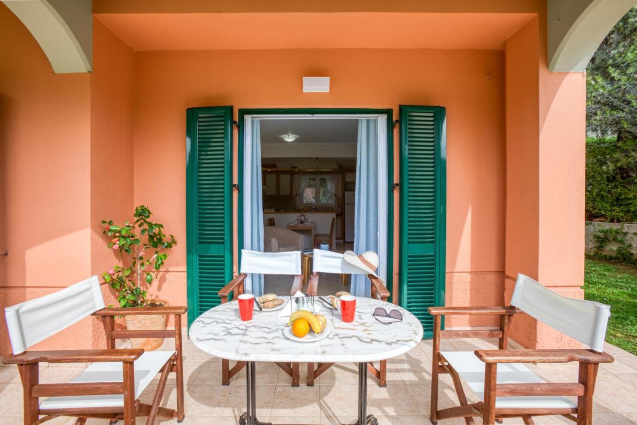 Dimeli Junior Apartment At The Beach Барбати Экстерьер фото