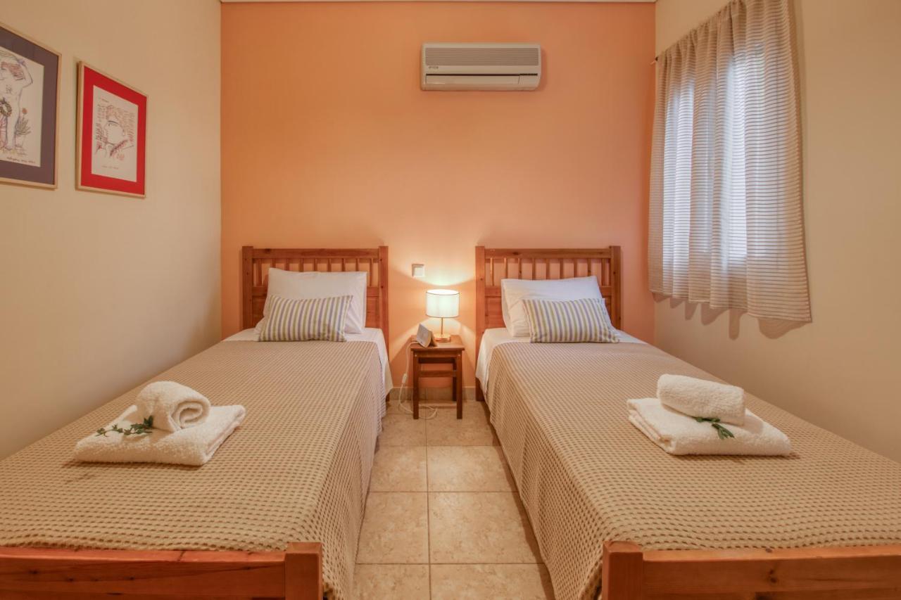 Dimeli Junior Apartment At The Beach Барбати Экстерьер фото